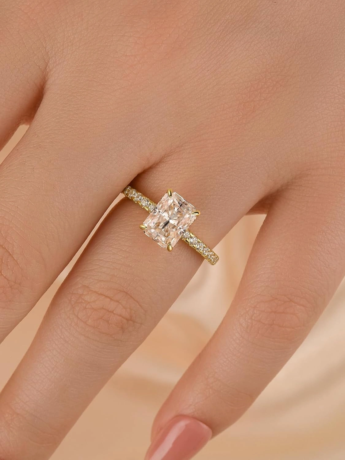 1.5 Carat Radiant Cut Moissanite Engagement Ring for Women, S925 Sterling Silver, D Color VVS1 Lab-Created Moissanite Promise Ring