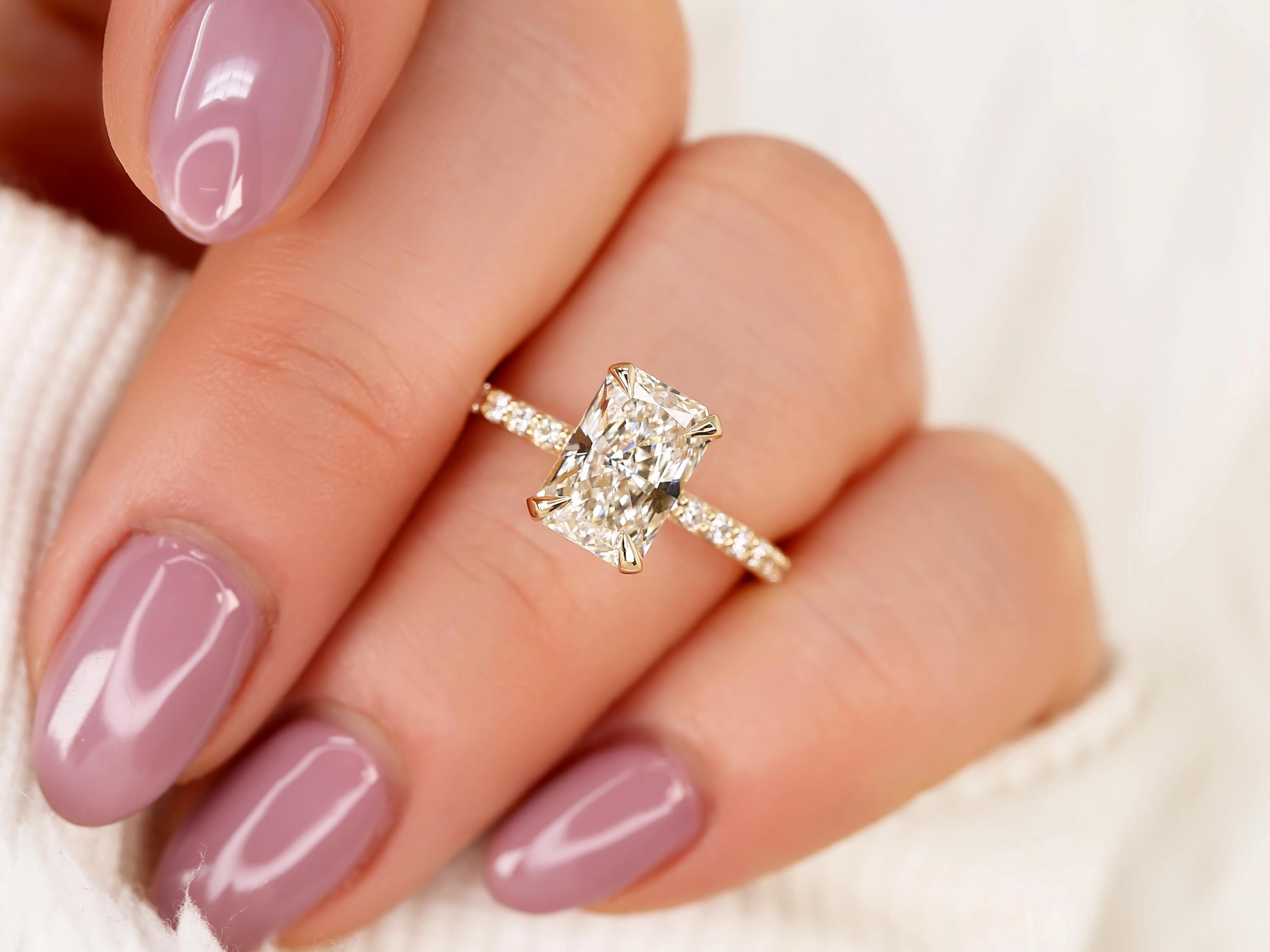 2.01ct Bryce 14kt Gold Diamond Radiant Solitaire Ring