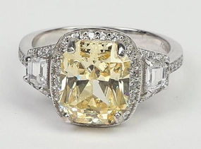 3.5CT Cushion Diamond Veneer Cubic Zirconia 14K Gold Ring. 635R71567K