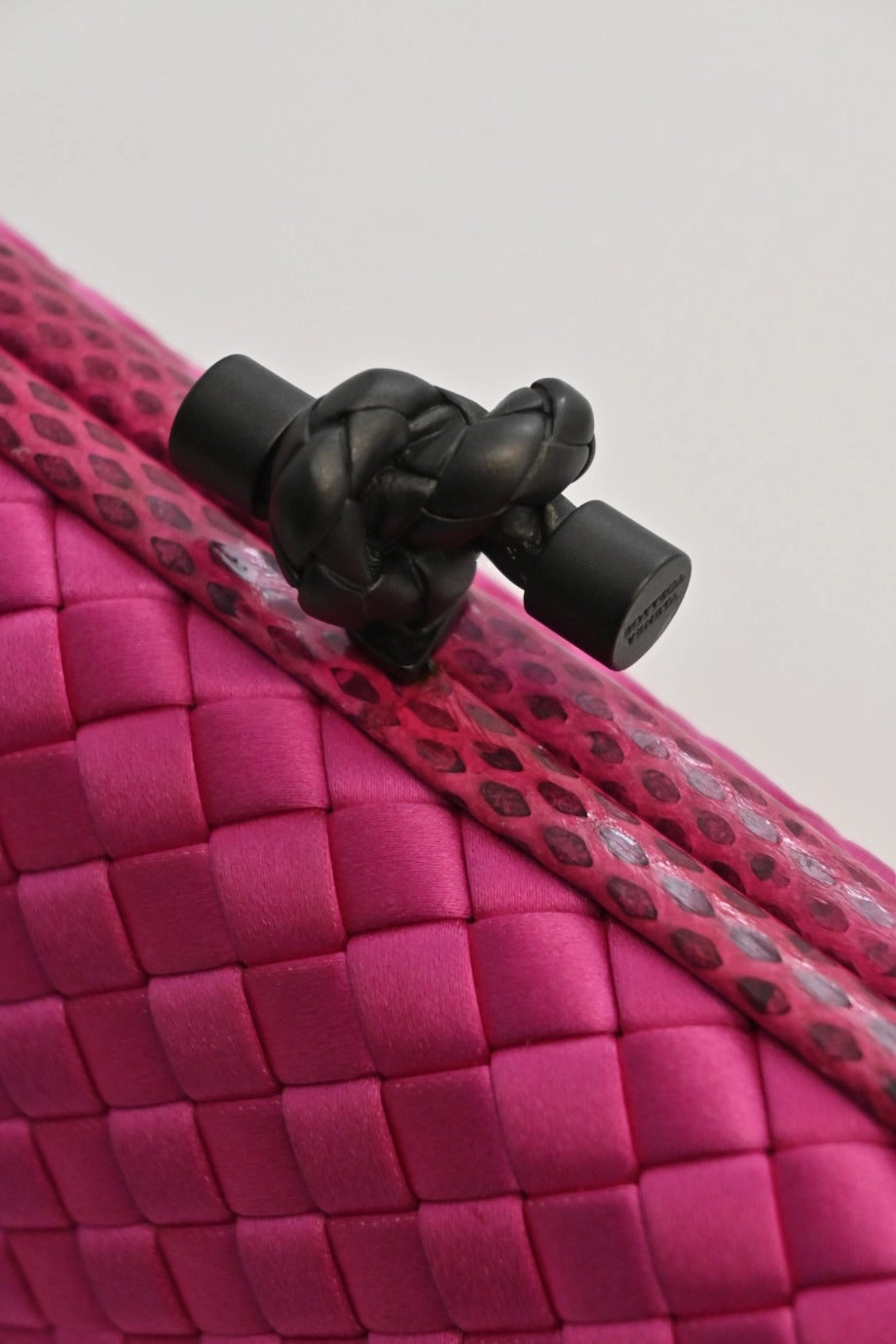 [WB5865] Bottega Veneta | Clutch Bag