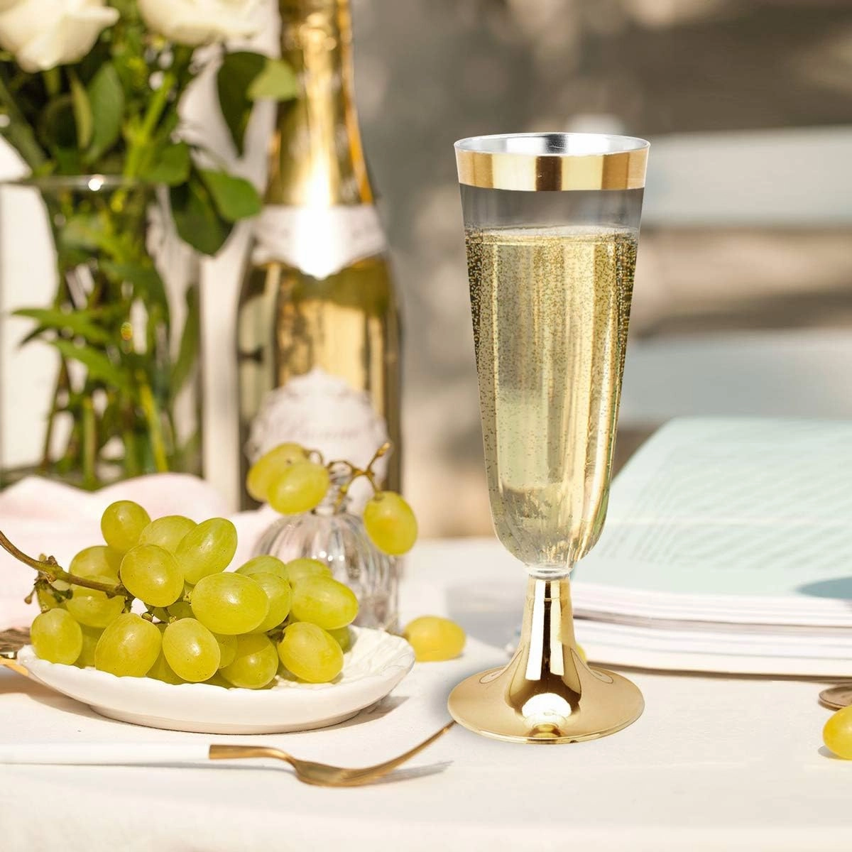 bUCLA 100 Pack Gold Plastic Champagne Flutes - 5OZ Plastic Champagne Glasses With Gold Rim - Premium Quality Gold Disposable Cups-Ideal for Thanksgiving Party, Weddings