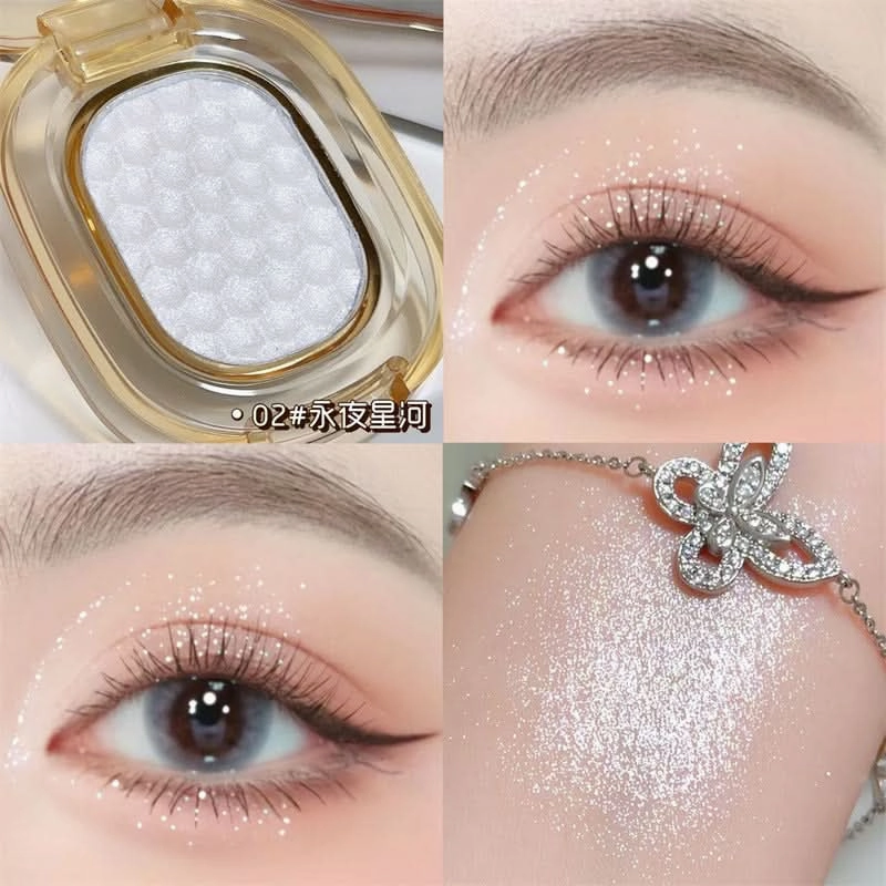 Dikalu Mochi Highlighter Eyeshadow – Soft, Shimmering Pearl Finish