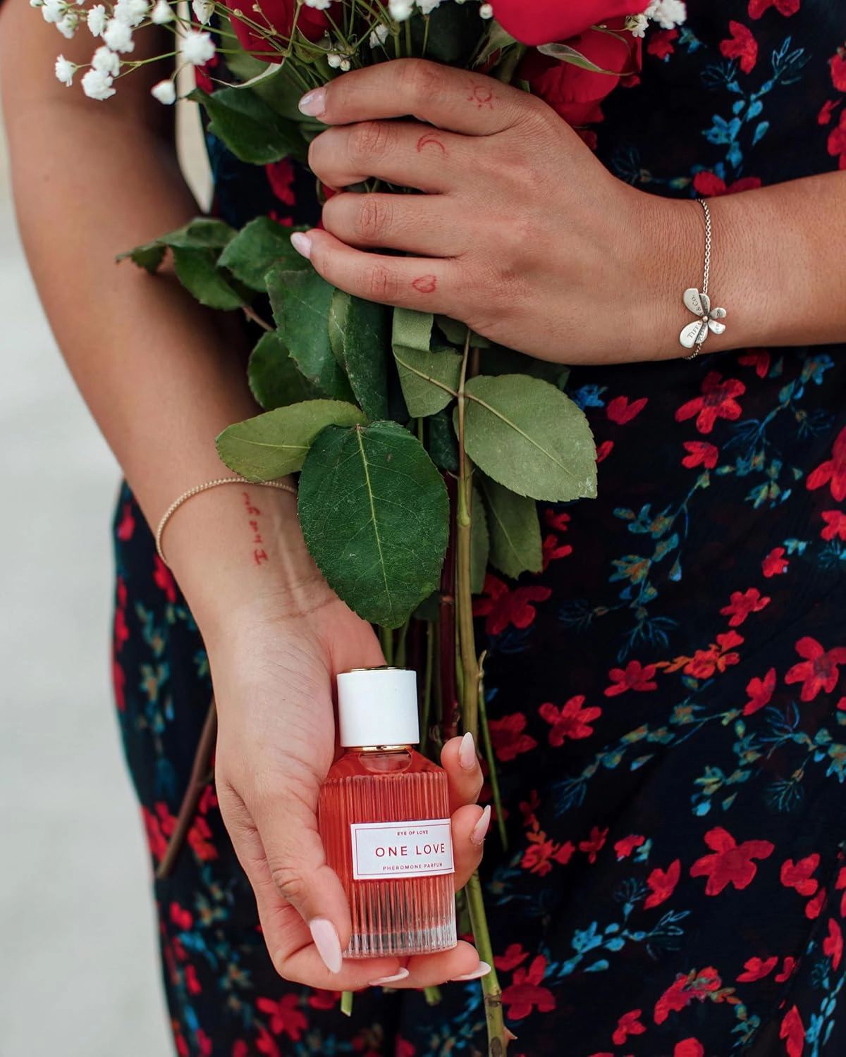Eye Of Love One Love Pheromone Perfume for Women - Unleash Your Natural Charm & Allure - 50ml Deluxe Parfum - Feminine Fragrance for Special Occasions