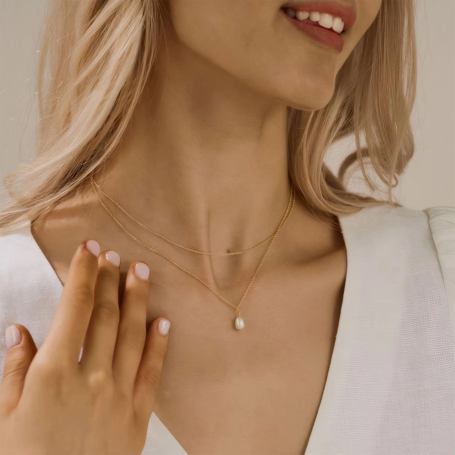 Freshwater Single Pearl Pendant Necklace for Women One Pearl Gold Layered Choker Stack Necklace Waterproof Summer Jewelry