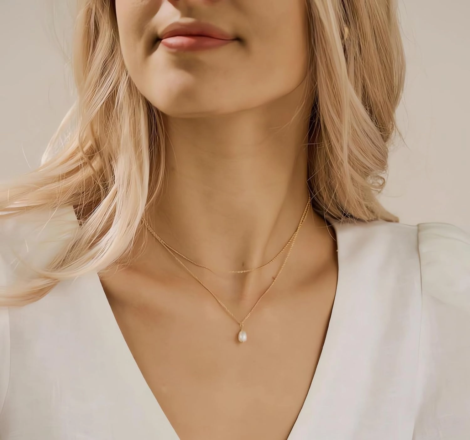 Freshwater Single Pearl Pendant Necklace for Women One Pearl Gold Layered Choker Stack Necklace Waterproof Summer Jewelry