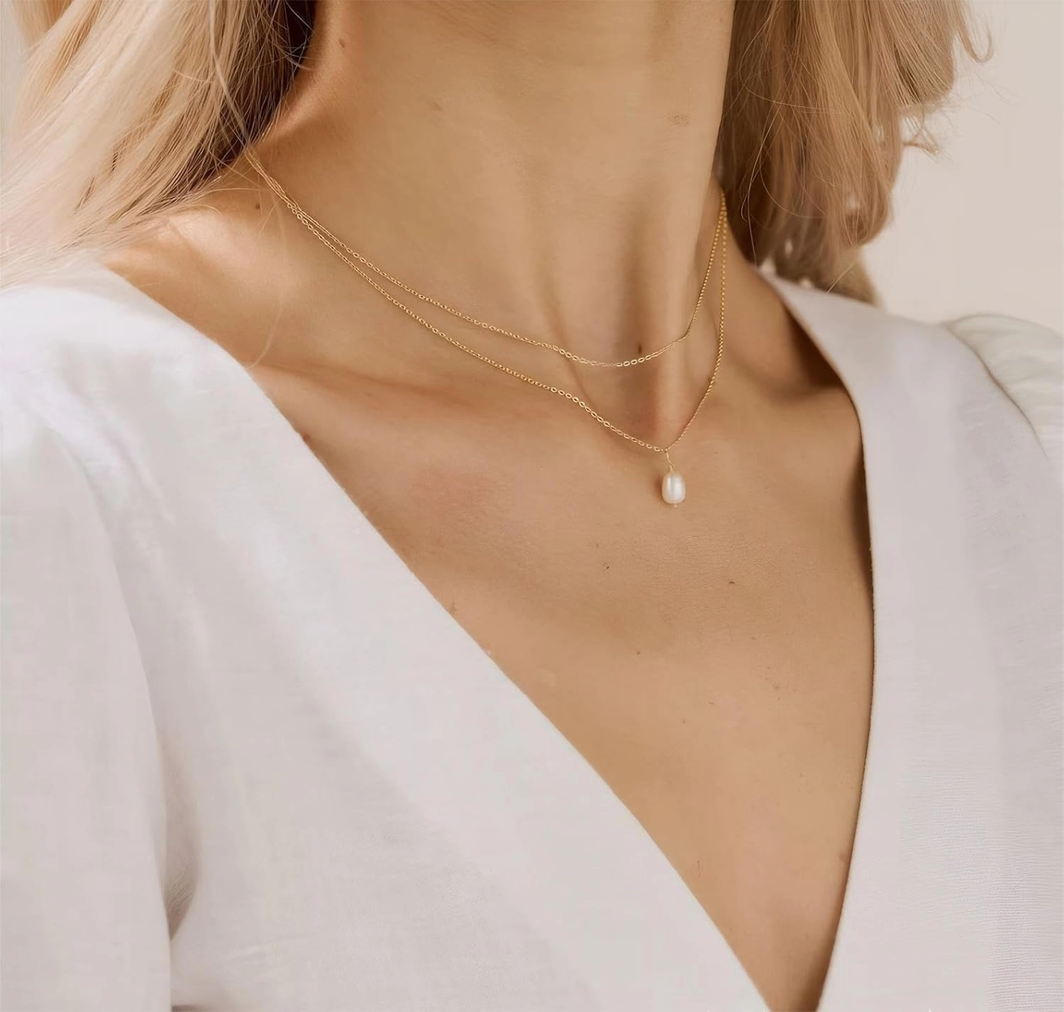 Freshwater Single Pearl Pendant Necklace for Women One Pearl Gold Layered Choker Stack Necklace Waterproof Summer Jewelry