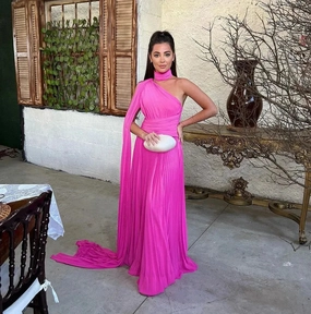 Fuchsia One Shoulder Prom Dress With Draped Sleeves Halter Neck Formal Party Gown Evening Dress vestido de gala
