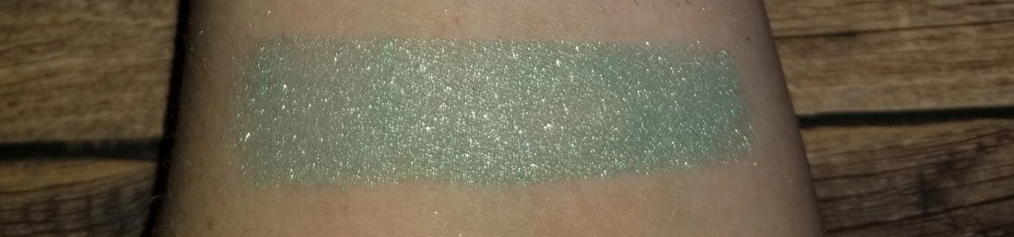 Game of Tones - Episode Three - Monster Babies Loose Eyeshadow
