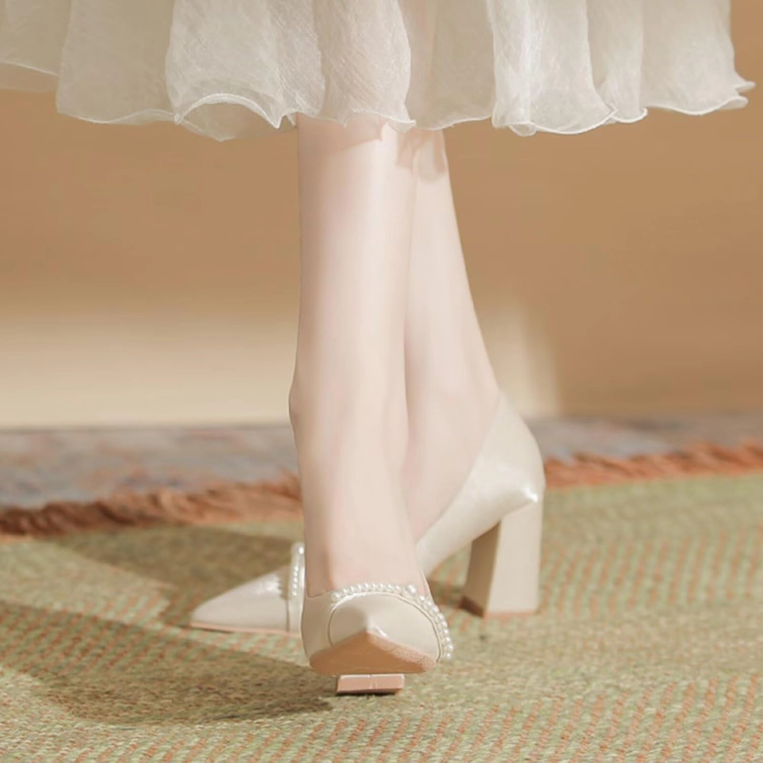 HNVAVQ Women's Pumps Chunky Heels Closed Pointed Toe Wedding Party Dress Shoes for Bride with Pearls,5/7cm Bridal Evening Party Court Shoes,Low Mid Heel,Beige
