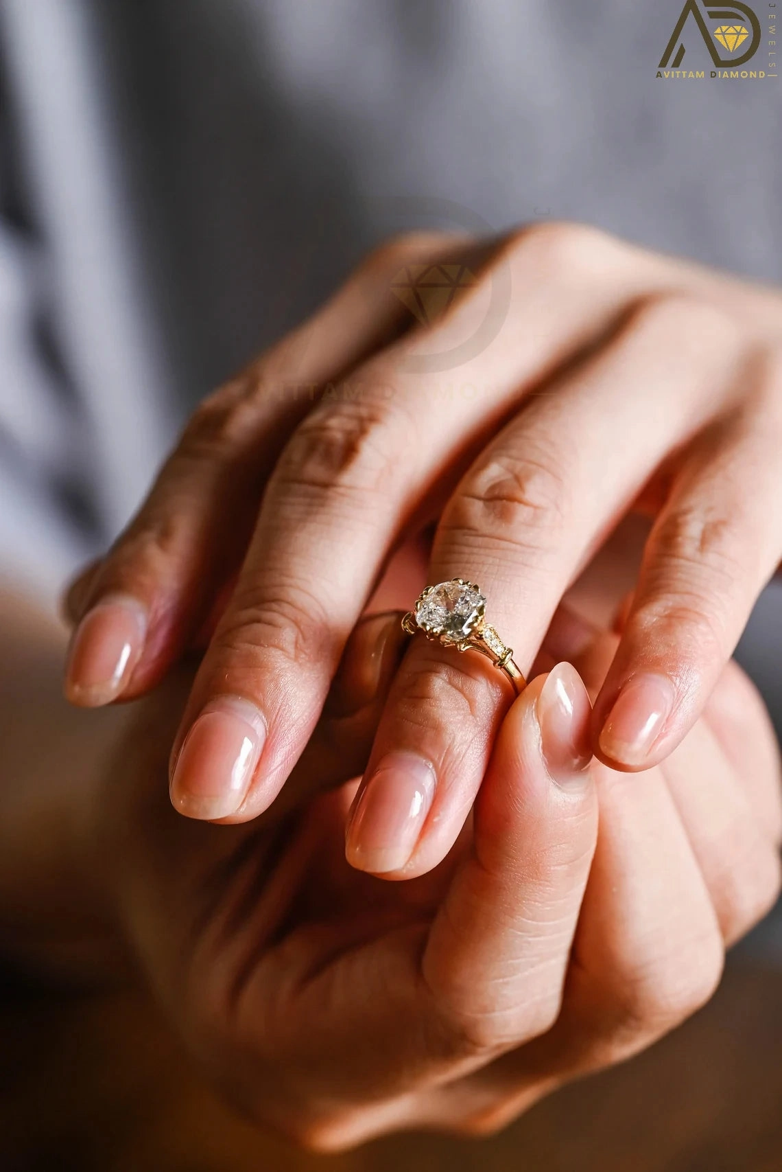 Luxurious Square Radiant Moissanite Engagement Ring in Solid Gold, Perfect for Women, Girlfriends, and Wives