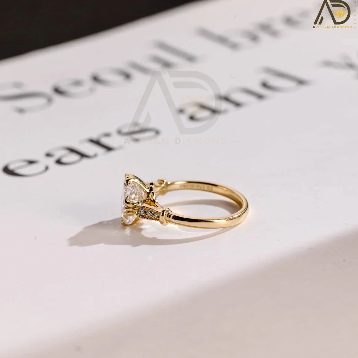 Luxurious Square Radiant Moissanite Engagement Ring in Solid Gold, Perfect for Women, Girlfriends, and Wives