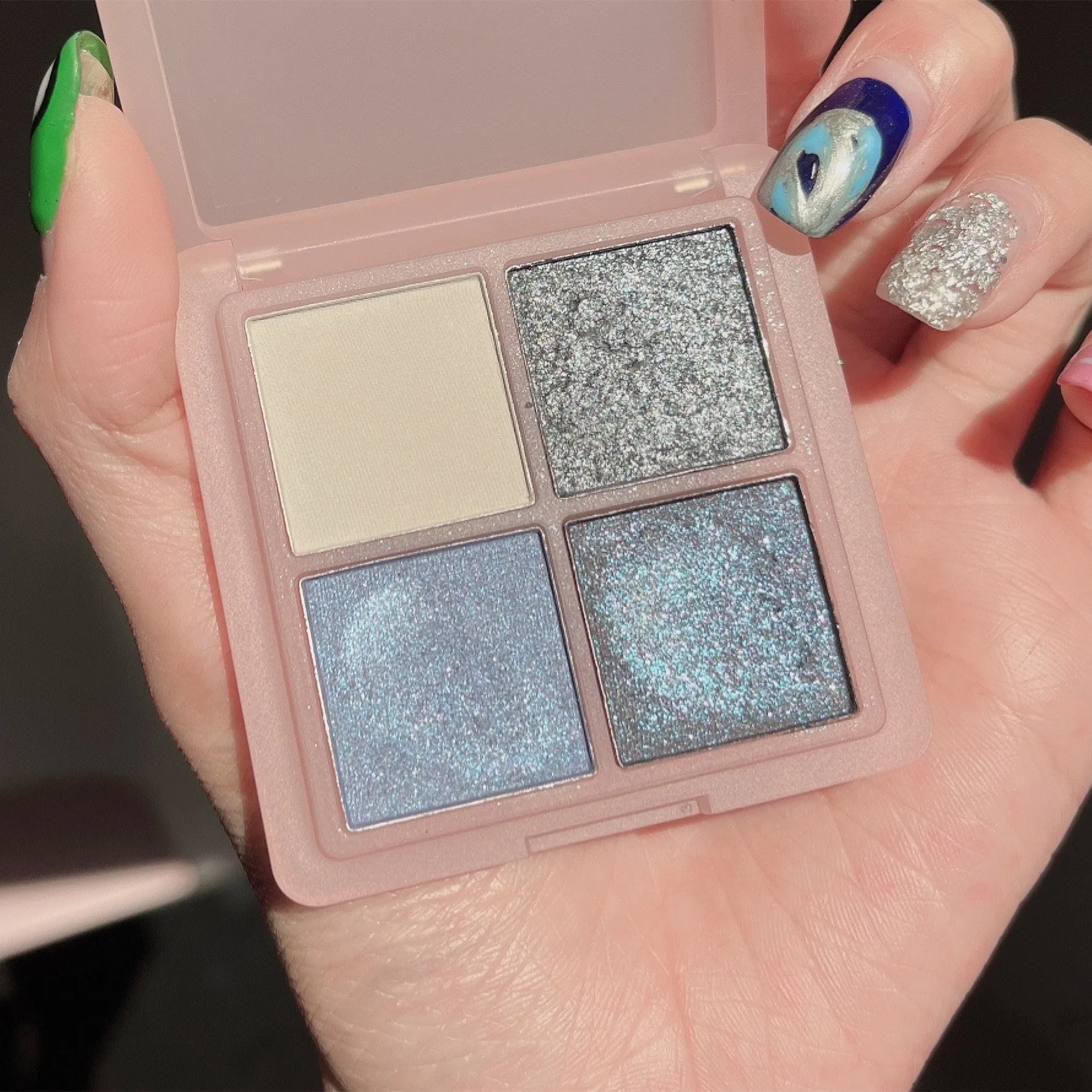 Matte Pearl Eyeshadow MK0018