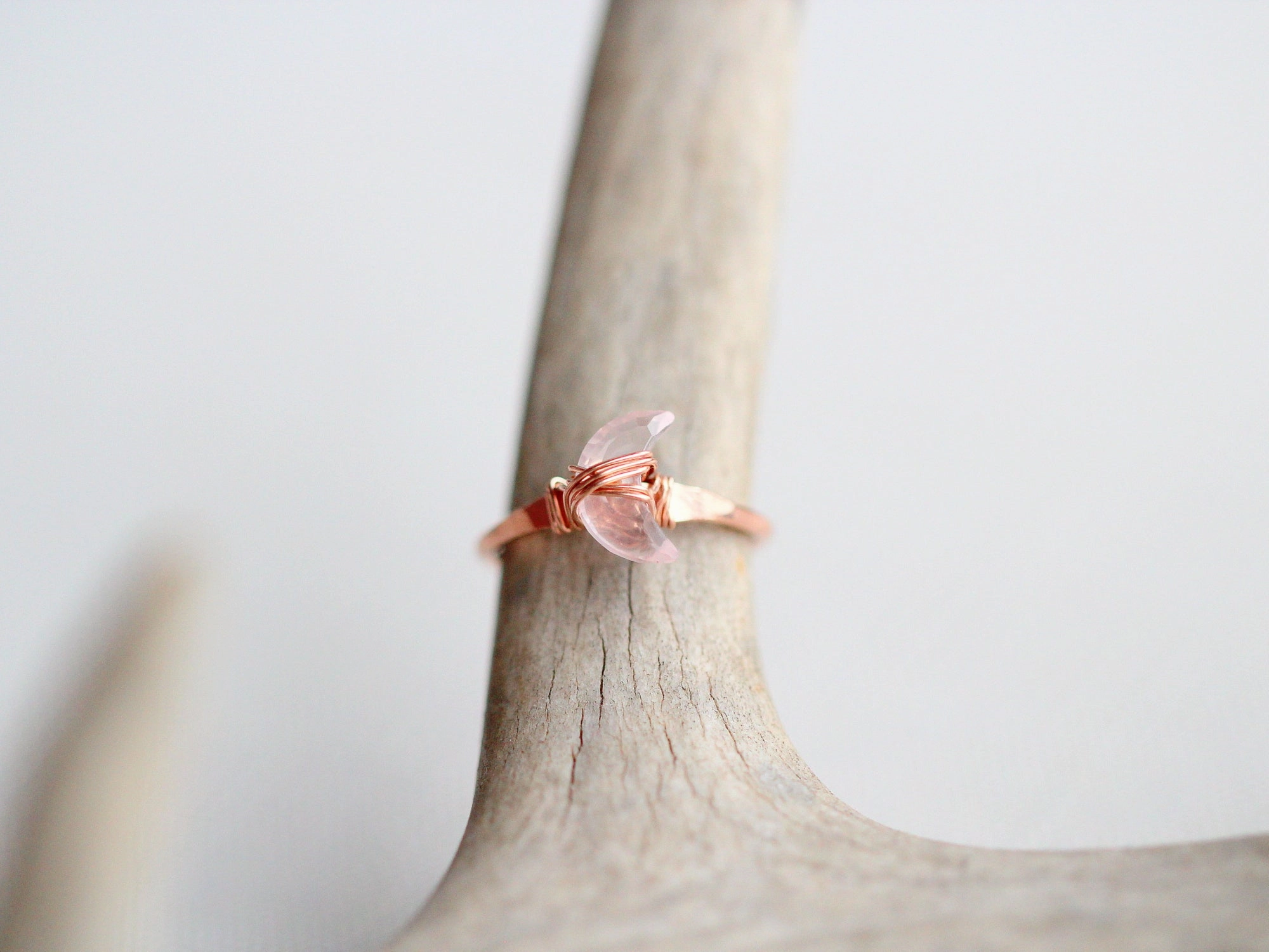 Mini Moonbeam Ring - Rose Quartz