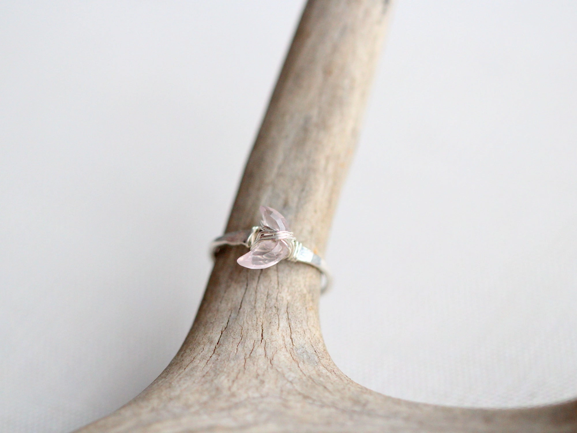 Mini Moonbeam Ring - Rose Quartz