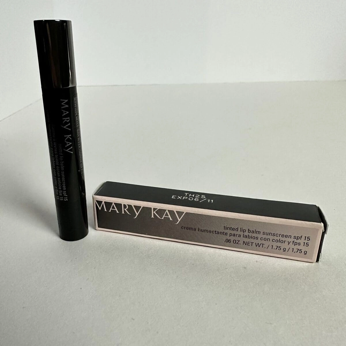 MK Tinted Lip Balm Rose w/SPF Exp 2012