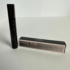 MK Tinted Lip Balm Rose w/SPF Exp 2012