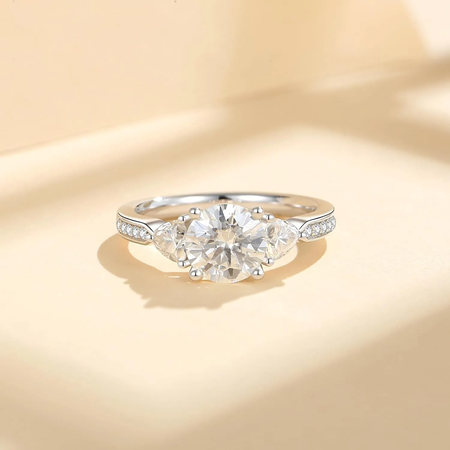 Moissanite Engagement Rings for Women,D Color VVS1 Moissanite 3-Stone Ring 18K White Gold Plated 925 Sterling Silver Wedding Ring