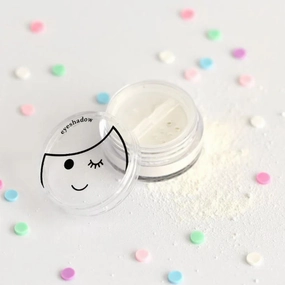No Nasties - Shimmery Natural Play Eyeshadow WHITE