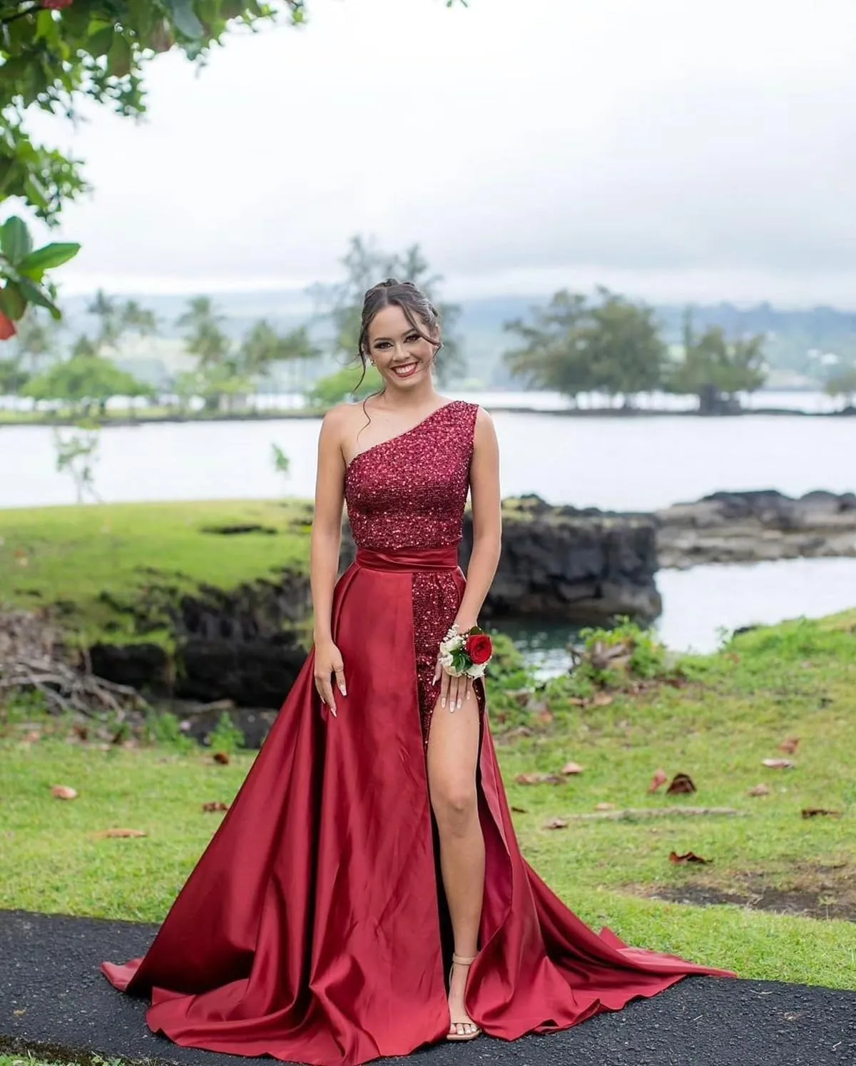 One Shoulder Sequin Prom Dress 2025 with Detachable Satin Ball Gown Sparkly Formal Evening Gowns for Women with Cape