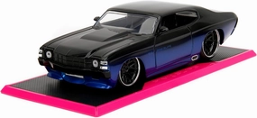 Pink Slips 1:24 W5 1971 Chevy Chevelle SS Die-Cast Car w/Base, Toys for Kids and Adults(Blue/Black Gradient)
