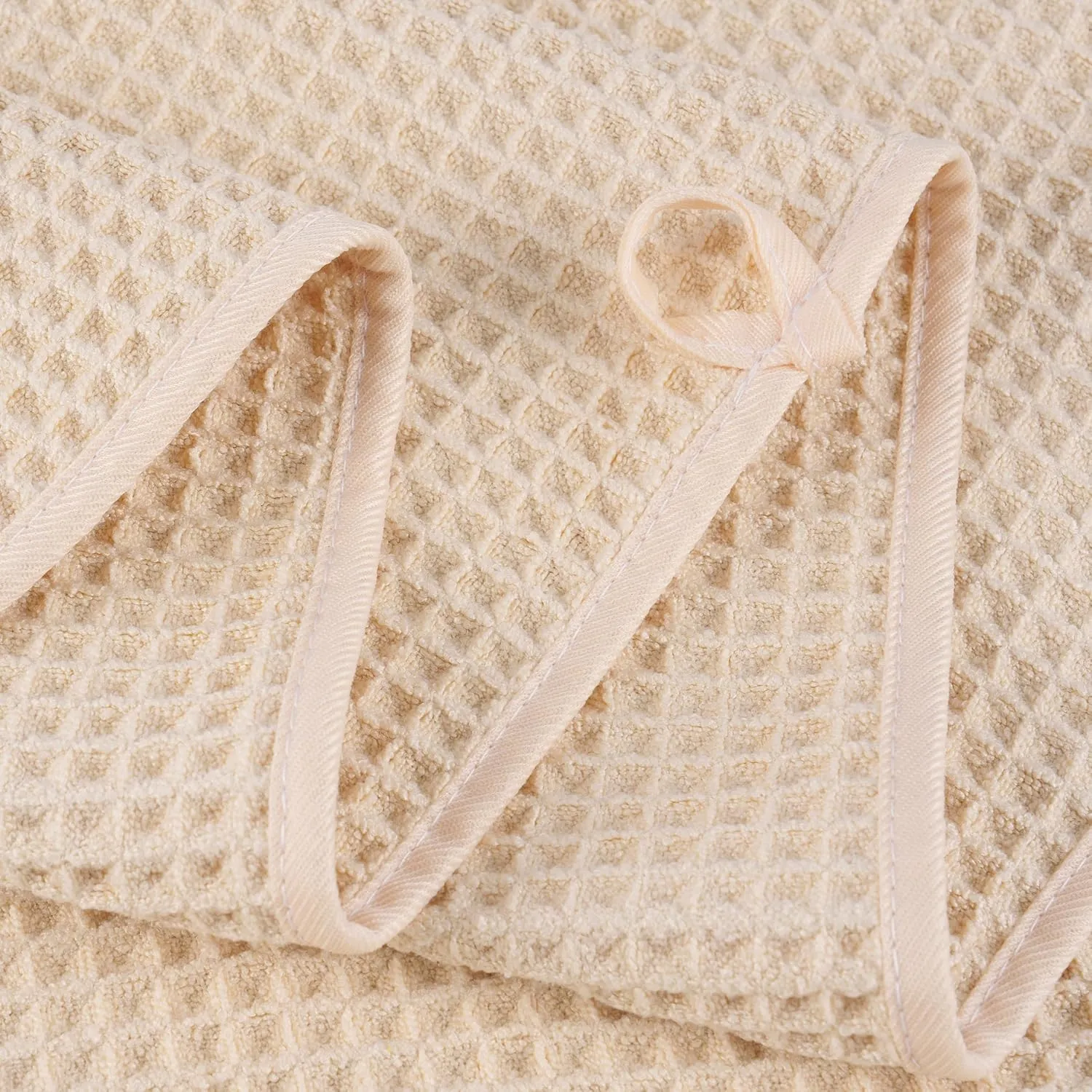 POLYTE Microfiber Oversize Quick Dry Lint Free Bath Towel, 60 x 30 in, 4 Pack (Light Beige, Waffle Weave)