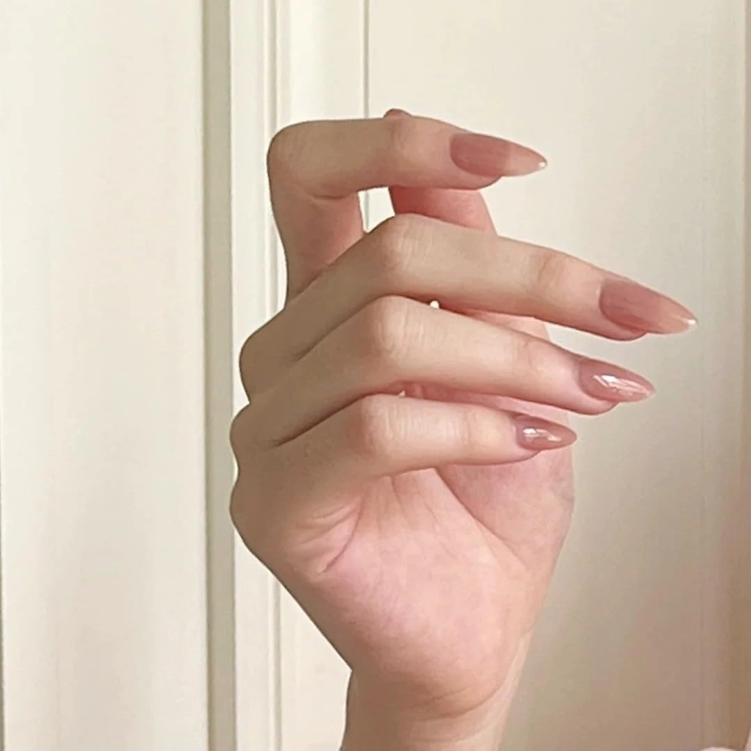 Press-on Nails, Handmade with Gel UV Finished, False nails, Reusable, Almond Shape for Women, Nude, Medium Size