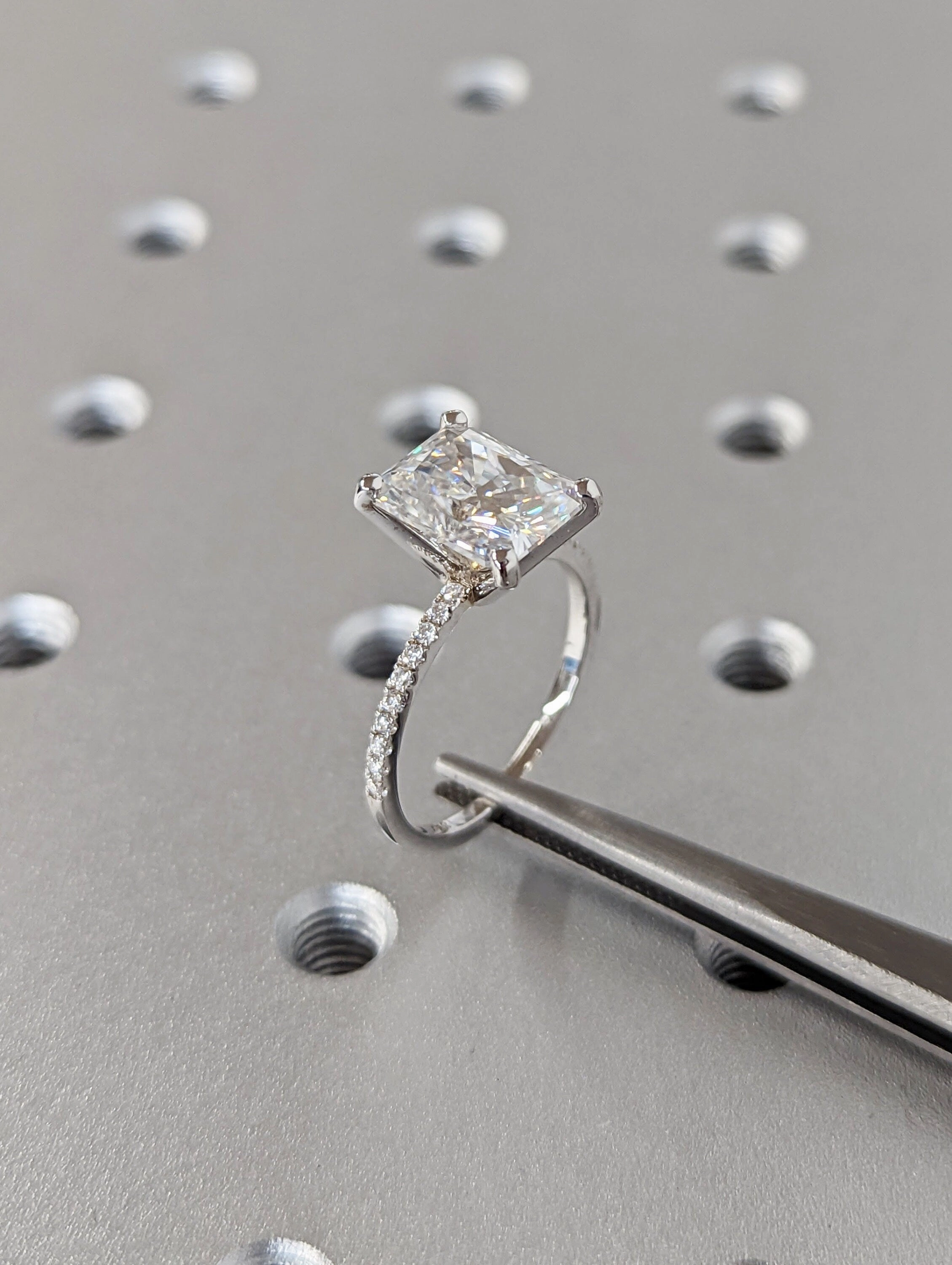 Radiant Cut Solitaire Engagement Ring, Radiant Cut Engagement Ring, Radiant Cut Ring, 3Ct Solid 18k Moissanite Diamond Engagement Ring