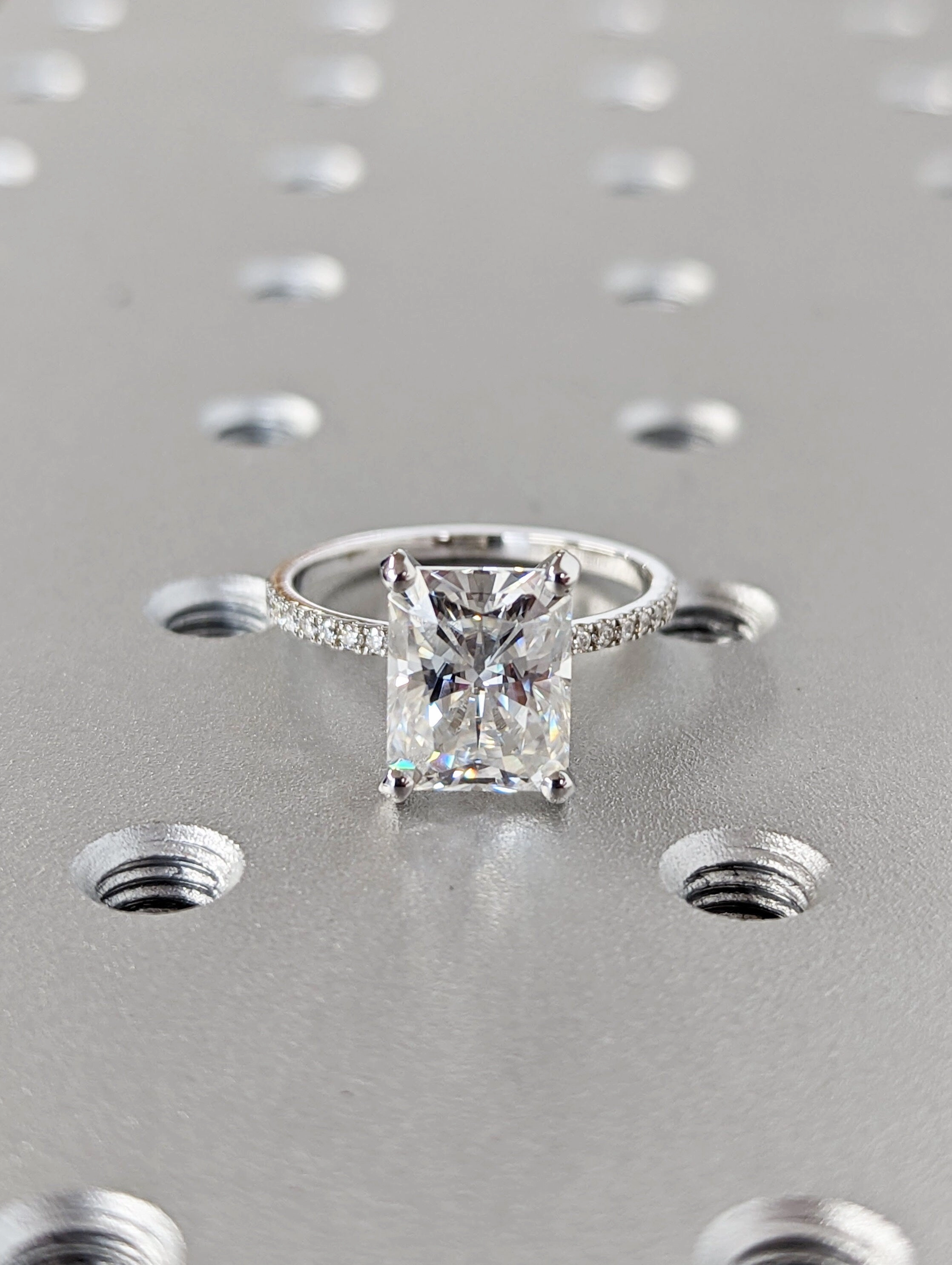 Radiant Cut Solitaire Engagement Ring, Radiant Cut Engagement Ring, Radiant Cut Ring, 3Ct Solid 18k Moissanite Diamond Engagement Ring