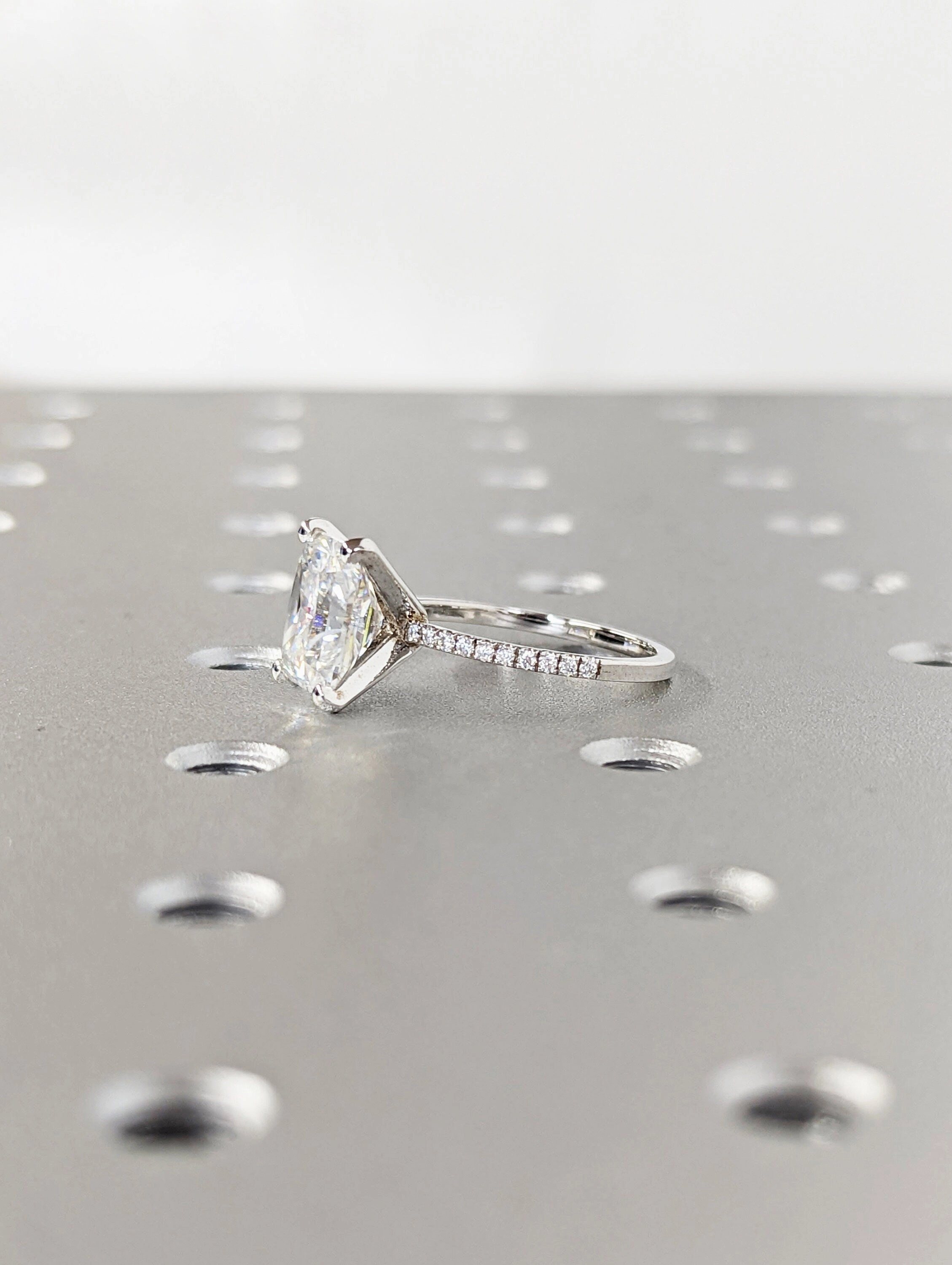 Radiant Cut Solitaire Engagement Ring, Radiant Cut Engagement Ring, Radiant Cut Ring, 3Ct Solid 18k Moissanite Diamond Engagement Ring