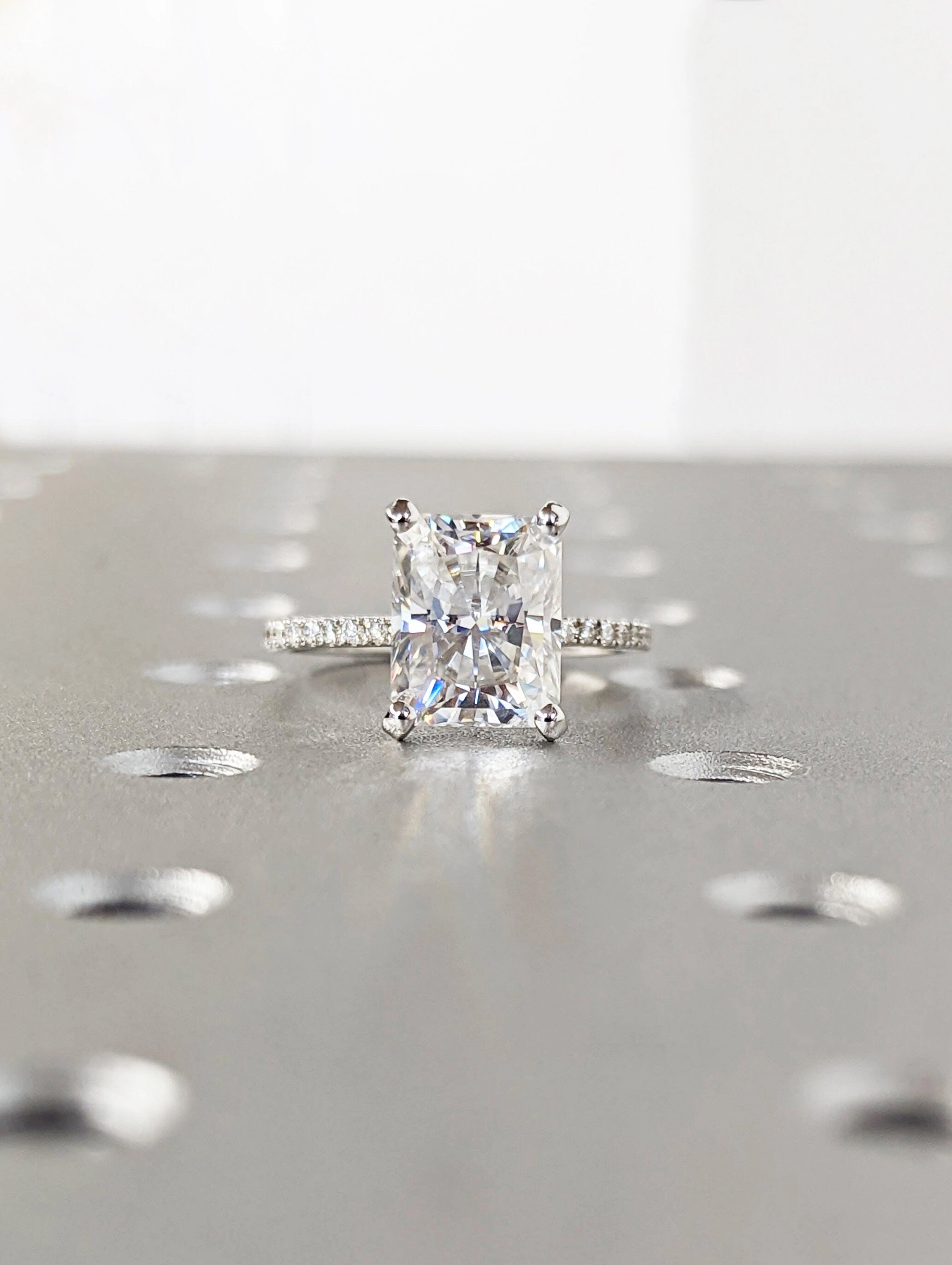 Radiant Cut Solitaire Engagement Ring, Radiant Cut Engagement Ring, Radiant Cut Ring, 3Ct Solid 18k Moissanite Diamond Engagement Ring