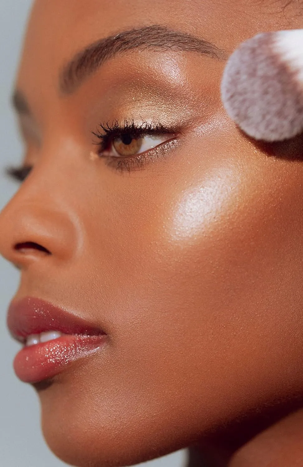 RÓEN - RÓGLOW Luminous Highlighting Balm Skin Stick | Vegan, Cruelty-Free, Clean Makeup (Lit)