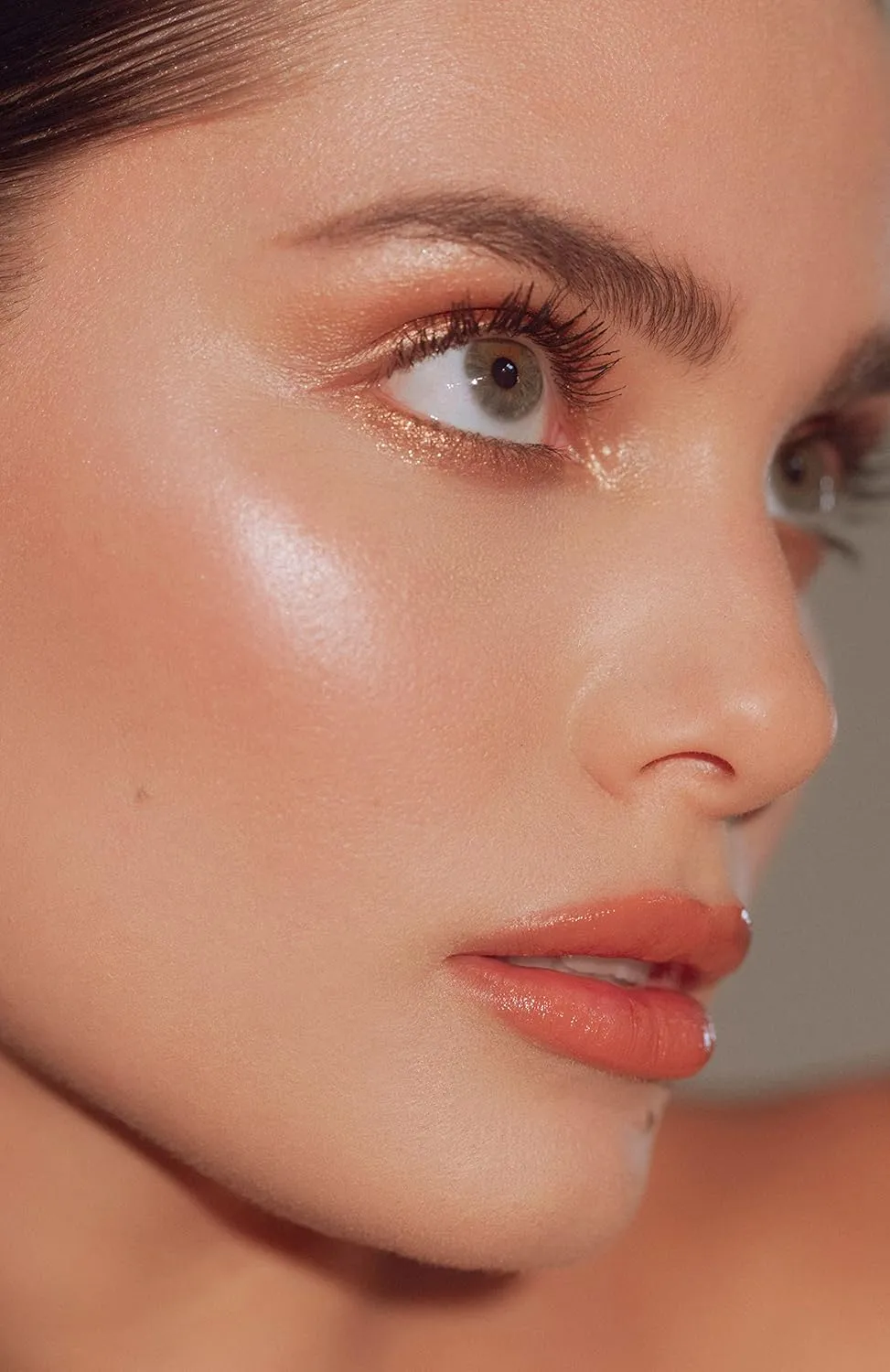 RÓEN - RÓGLOW Luminous Highlighting Balm Skin Stick | Vegan, Cruelty-Free, Clean Makeup (Lit)