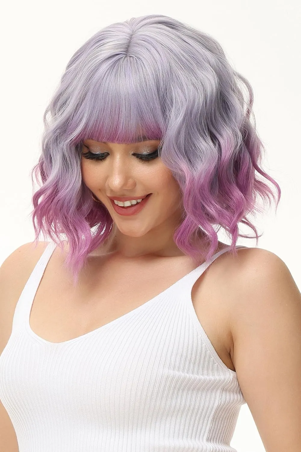 Rose bud Wavy Bob Wig with Bangs Natural Light Purple to Rose Wig Synthetic Hair Shoulder Length Short Curly Wigs for Women