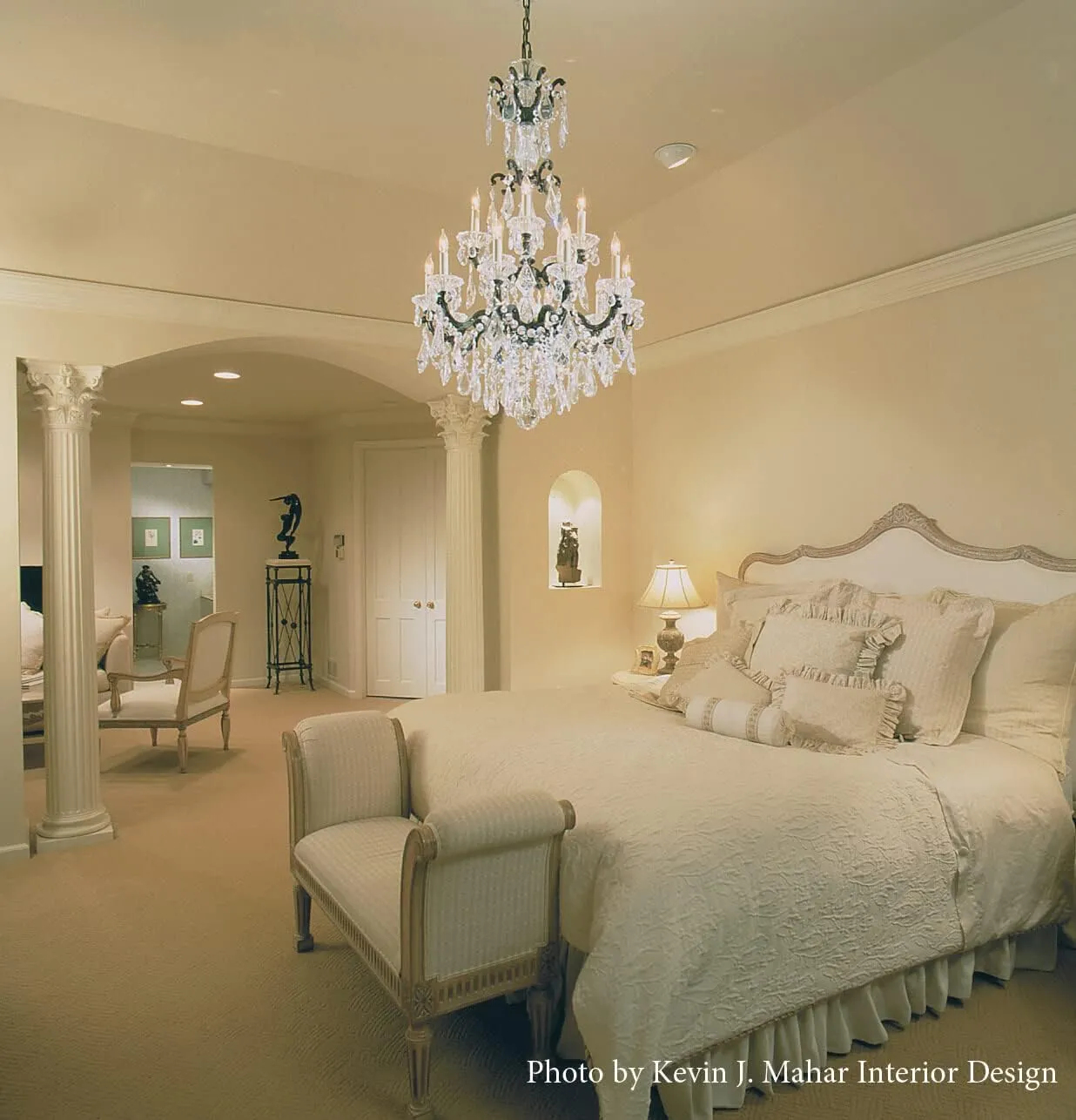 Signature 5345-22, La Scala 5 Light 18in x 19.5in Semi-Flush Mount in Heirloom Gold with Clear Heritage Handcut Crystals