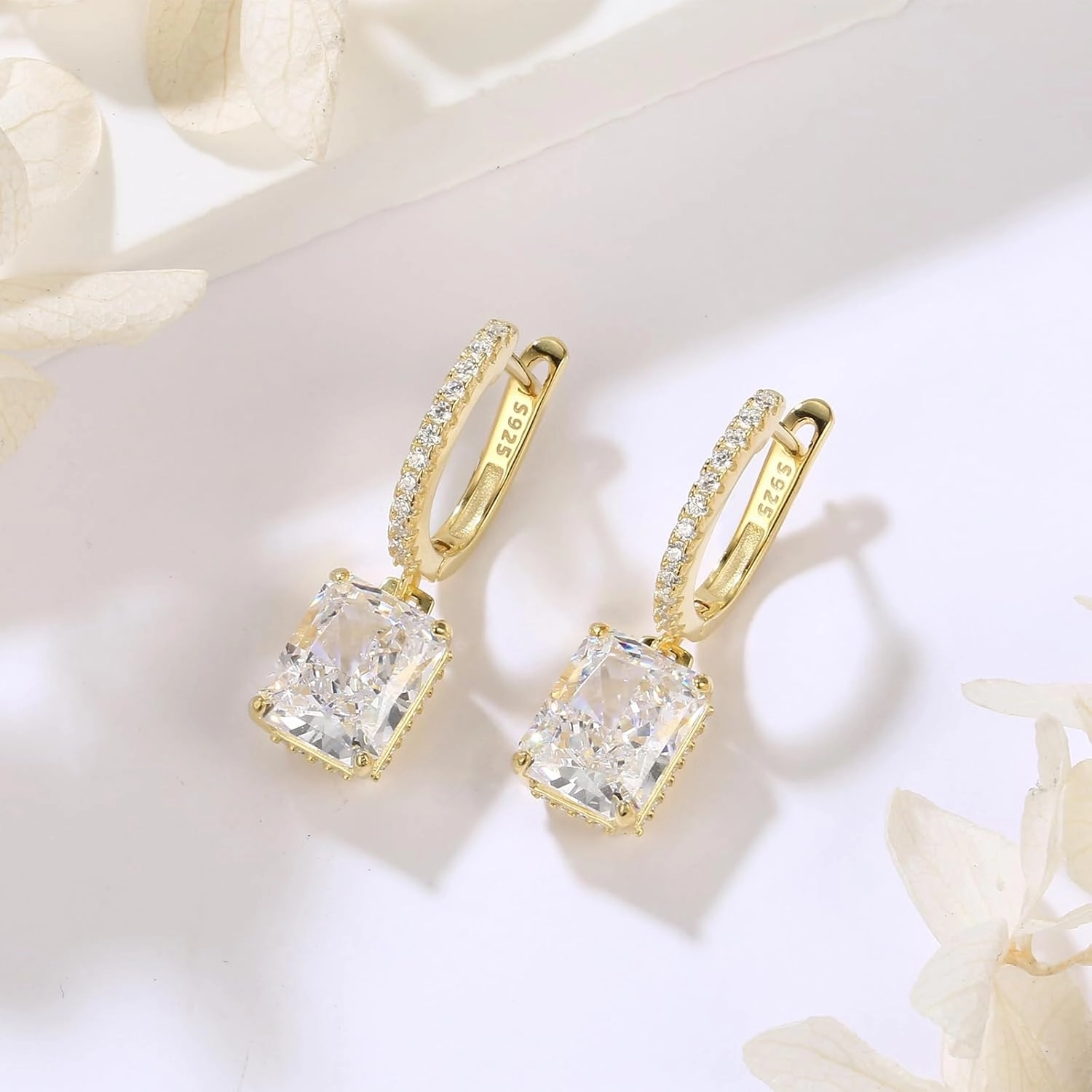 Sterling Silver Diamond Earrings for Women 4CT 8 * 10mm Radiant cut Lab Simulation Diamond 5A Cubic Zirconia Hoop Earrings Jewelry Gift for Her Birthday Christmas