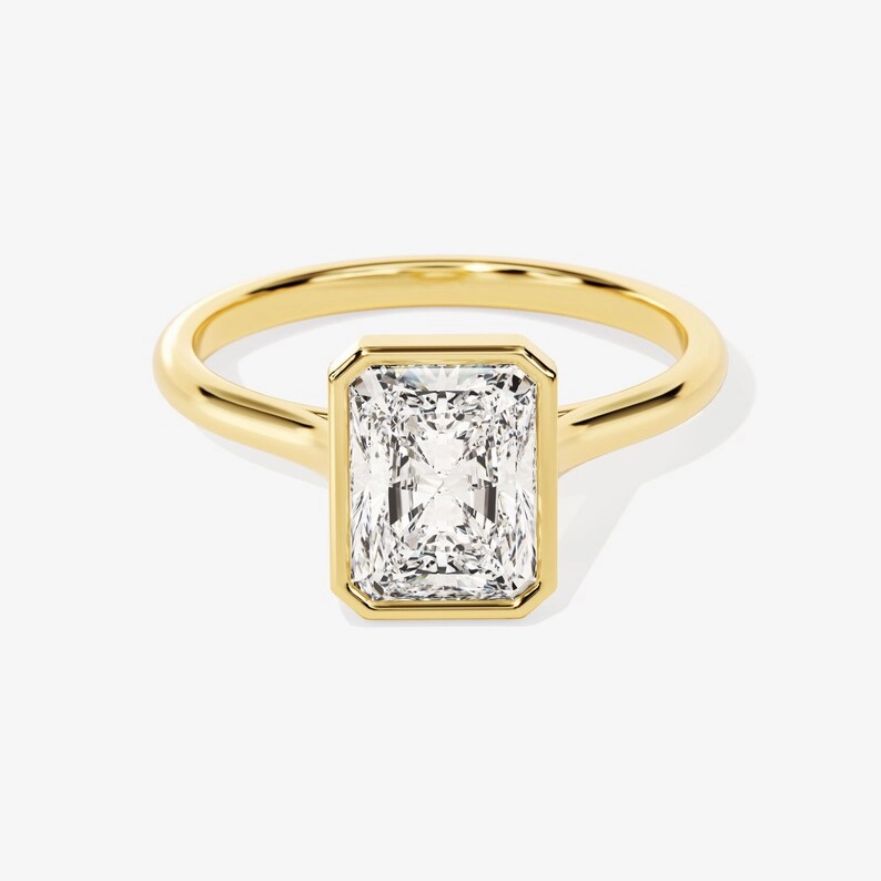 Stunning 1.0-2.0 CT Radiant Moissanite Engagement Ring with Bezel Design