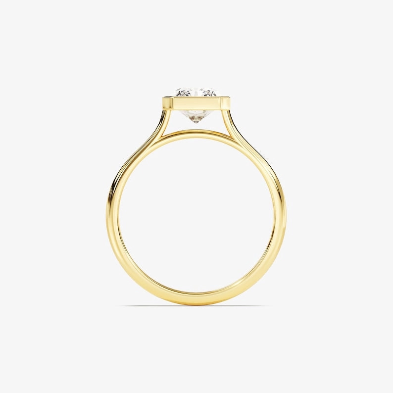 Stunning 1.0-2.0 CT Radiant Moissanite Engagement Ring with Bezel Design