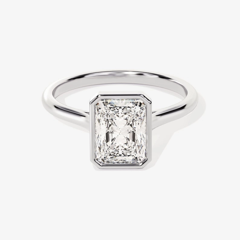 Stunning 1.0-2.0 CT Radiant Moissanite Engagement Ring with Bezel Design