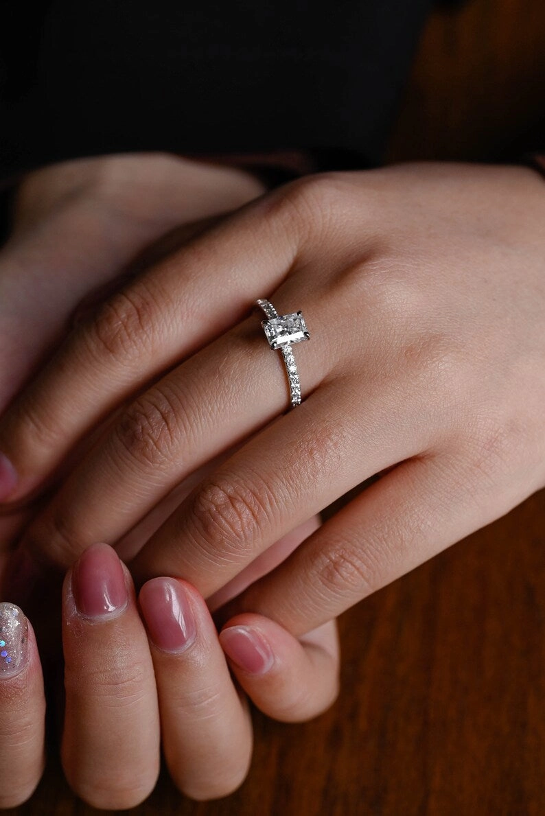 Stunning 1.0 - 2.0 CT Radiant Moissanite Engagement Ring with Pave Design