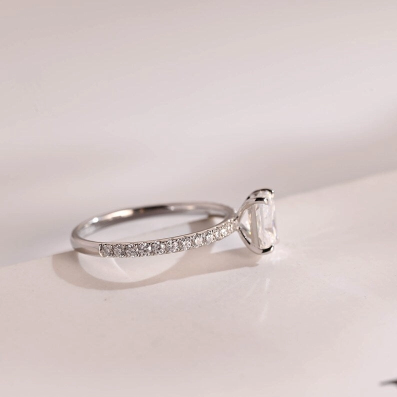 Stunning 1.0 - 2.0 CT Radiant Moissanite Engagement Ring with Pave Design