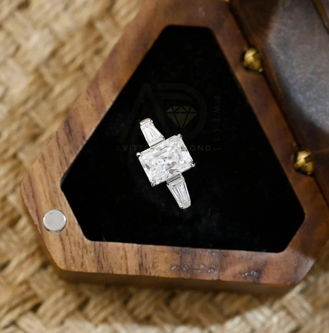Three Stone Radiant Moissanite Engagement Ring Solid Gold Wedding Ring for Her