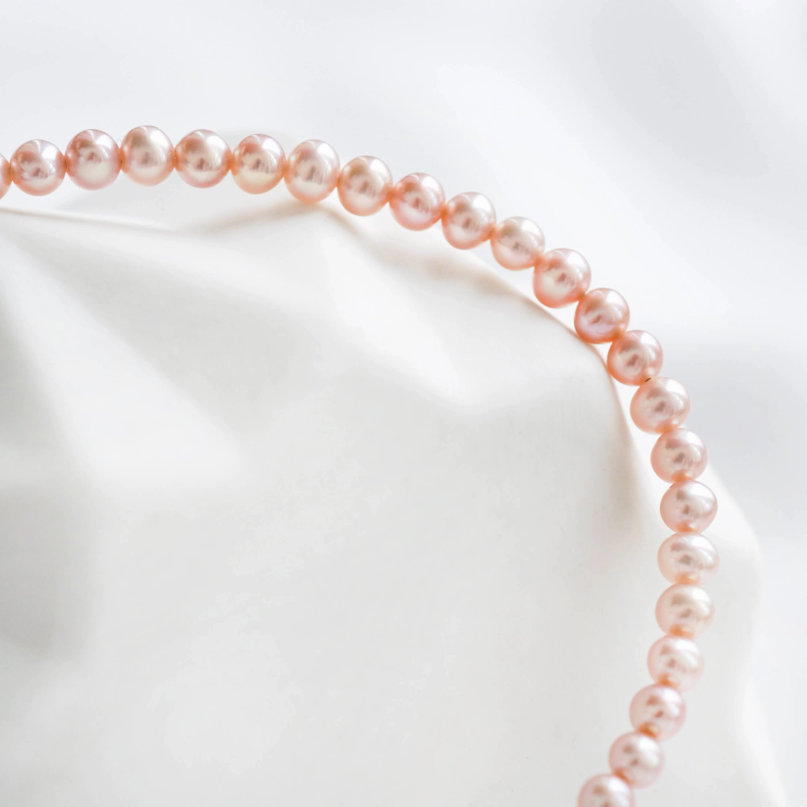 Tiny Blush Pearl Bracelet - 3mm